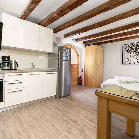 Studio Apartman Old Town Novi Vinodolski Exteriör bild
